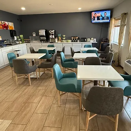 Quality Inn & Suites Eau Claire University Area-2