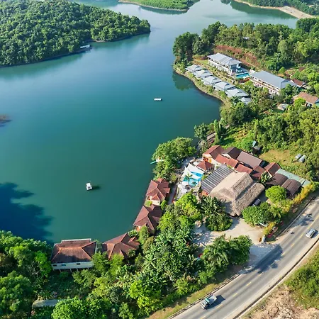 Phong Nha Lake House Resort-2