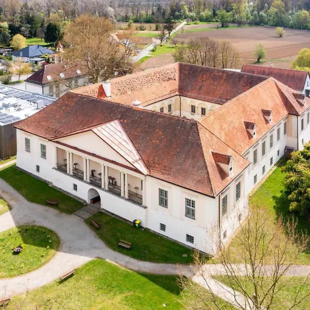 Bildungshaus Schloss Retzhof-3