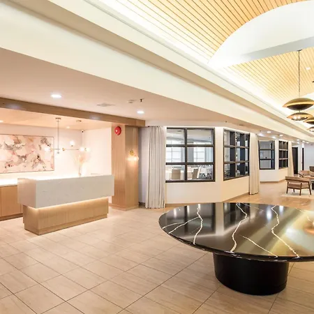 Norwood Hotel-2