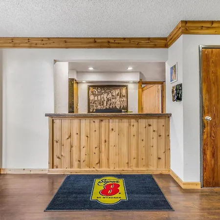 Super 8 By Wyndham Arcata-3