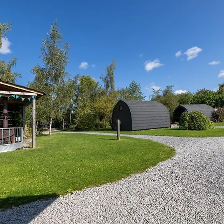 The Little Hide - Adult Only Camping Pods-3