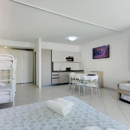 Residence I Diamanti-3
