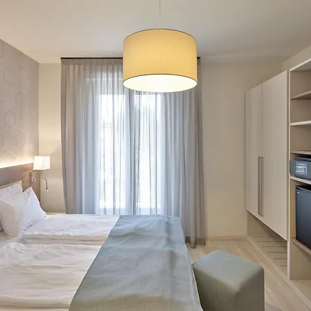 Hotel Bisesti ***S-2