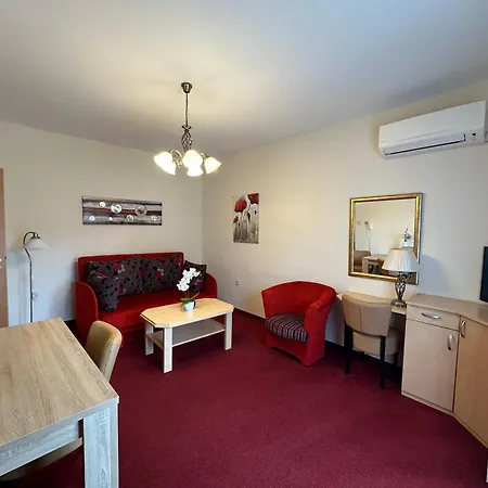 Siesta Club Apartman Harkany-2