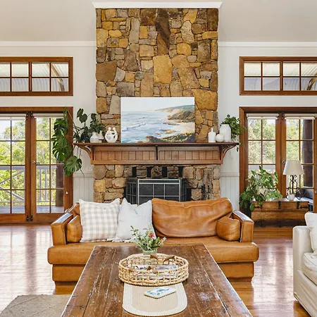 The Farmhouse-2