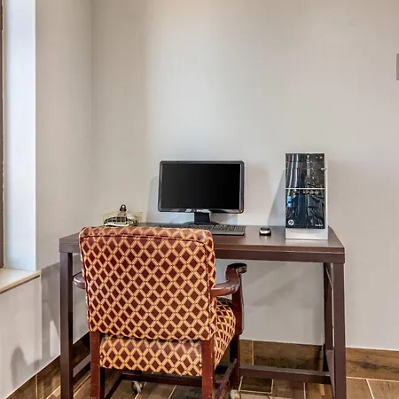 Quality Inn New London-2