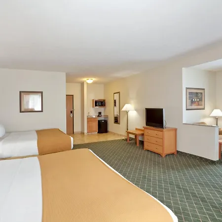 Holiday Inn Express & Suites Lincoln South By Ihg-2