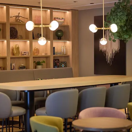 Hilton Garden Inn Leiden-3