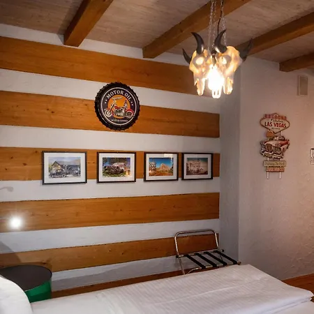 Motorworld Inn Warthausen-2