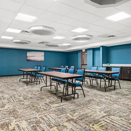 Hampton Inn Elkton-2