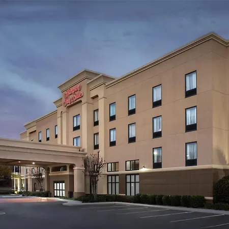 Hampton Inn & Suites Laurel-3