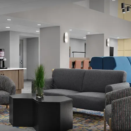 Hampton Inn & Suites Laurel-2