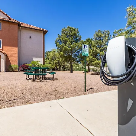 Days Inn By Wyndham Camp Verde Arizona-3