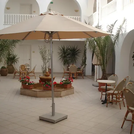Hotel FLAMINGO BEACH-2
