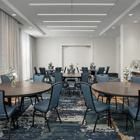Hilton Garden Inn Portsmouth Downtown-3