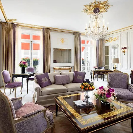 Hôtel Plaza Athénée - Dorchester Collection-3