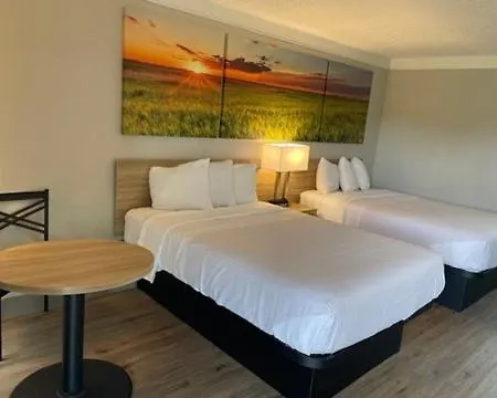 Days Inn By Wyndham Hillsboro Tx-3