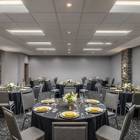 Holiday Inn Coralville - Iowa City By Ihg-3