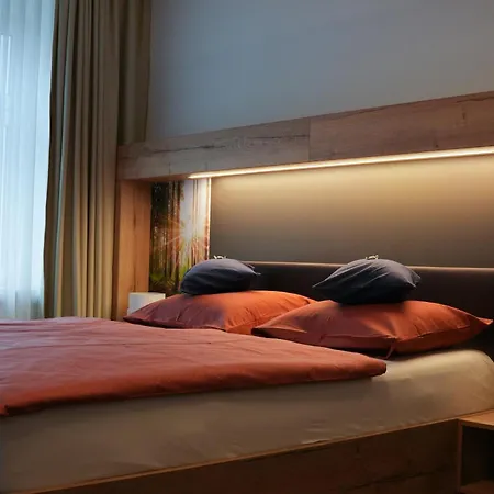 Hotel Blauer Engel-2