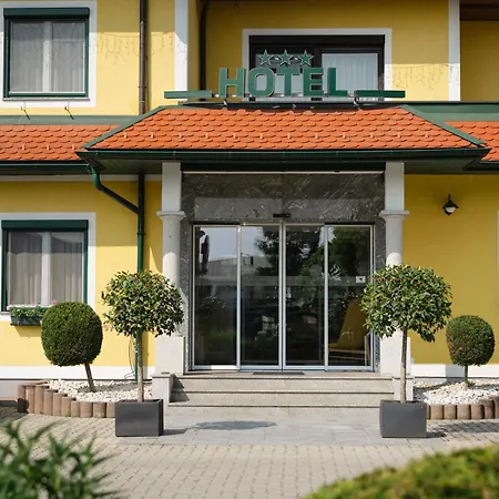 Hotel Schachenwald I Sauna I Aussenpool I Parkplatz-2