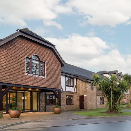 Felbridge Gatwick Hotel & Spa-3