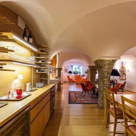 Boutiquehotel Amadeus-2