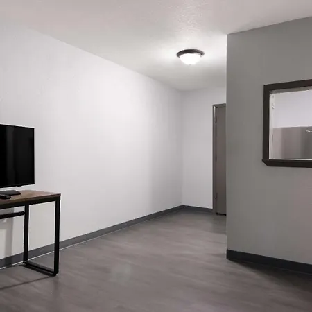 Suburban Studios Portage-2