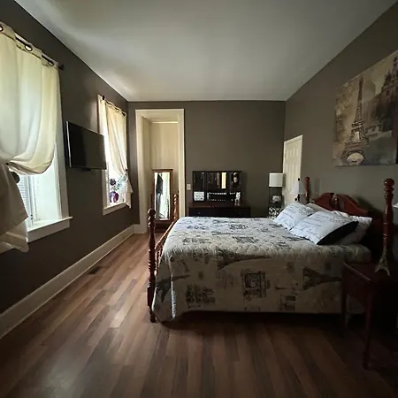 Graystone Manor-2
