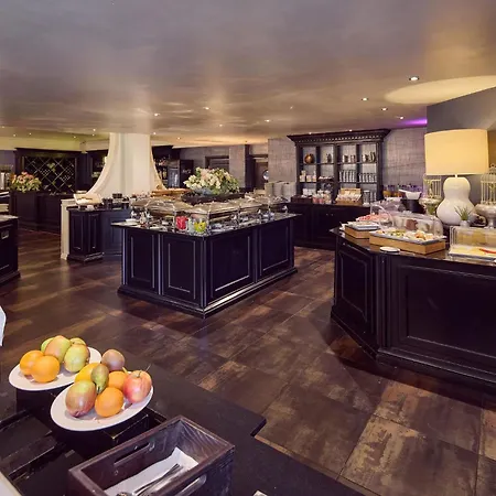 Hotel Moers Van Der Valk-2