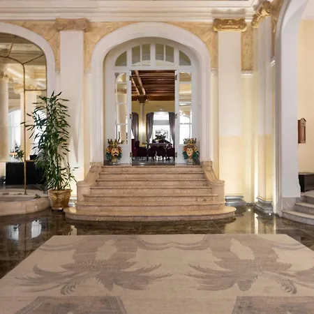 Grand Hotel Et Des Palmes-2