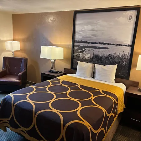 Super 8 By Wyndham Ketchikan-3