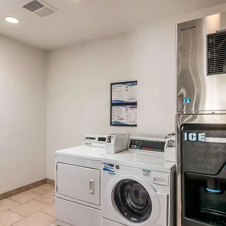 Motel 6 Bell Gardens, Ca - Los Angeles-3