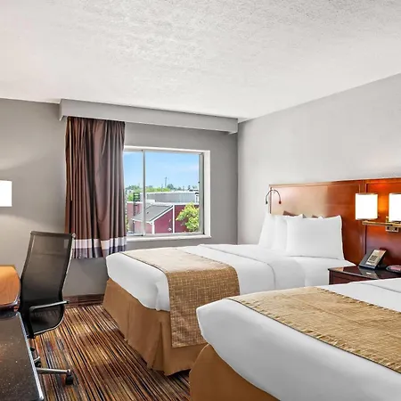 Travelodge By Wyndham Bloomington-2