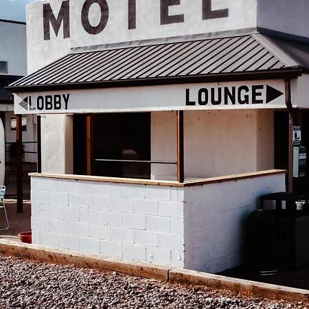 Mellow Moon Lodge-2