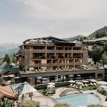 Verwöhnhotel Berghof-3