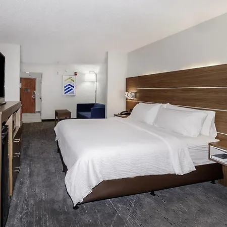 Holiday Inn Express & Suites Walterboro By Ihg-2