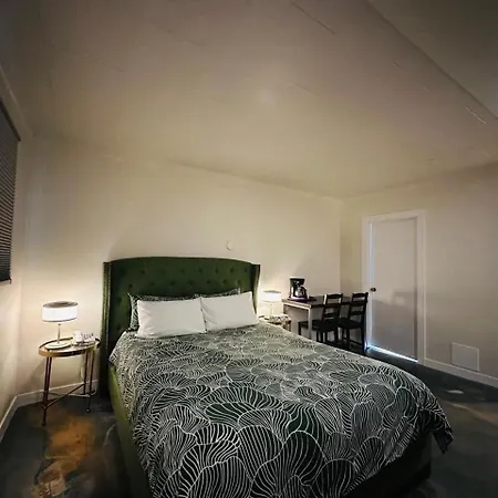 Sage Hills Motel-3