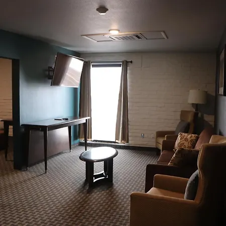 Historic Cow Palace Inn-3