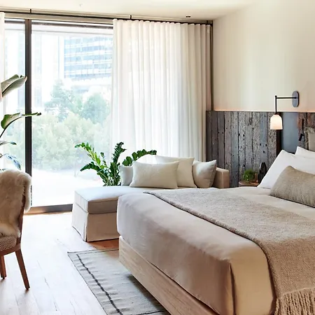 1 Hotel Melbourne-3