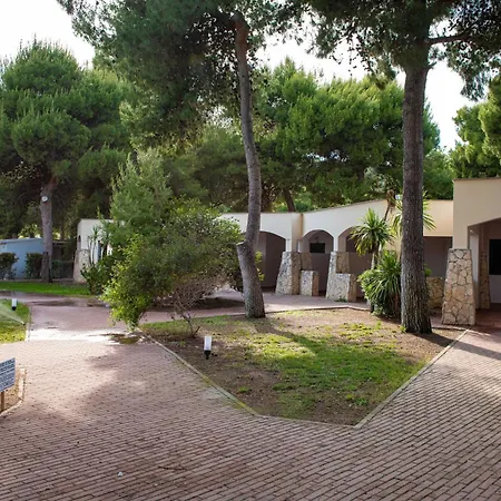 Villaggio Camping Spiaggia Lunga-2