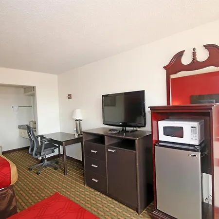 Americas Best Value Inn Pilot Mountain-2