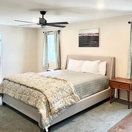 Canterbury Suites B&B-2