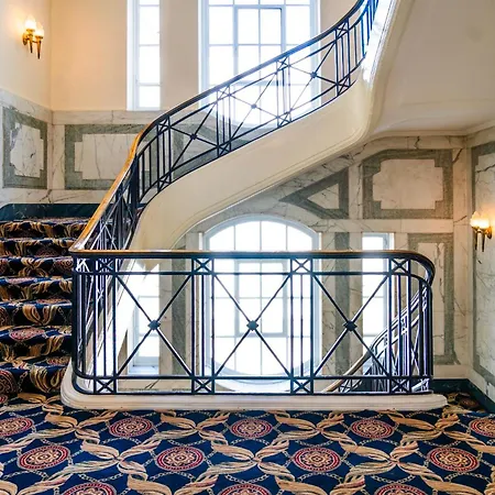 Adelphi Hotel-2