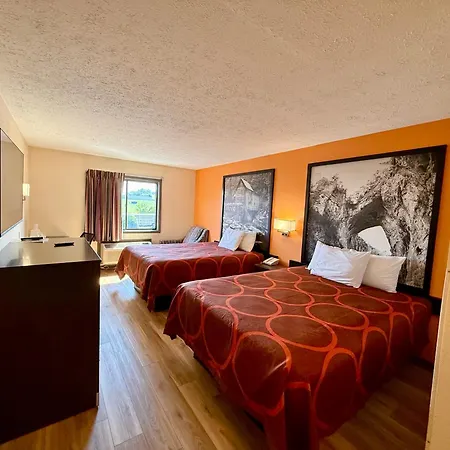 Super 8 By Wyndham Hillsville-3