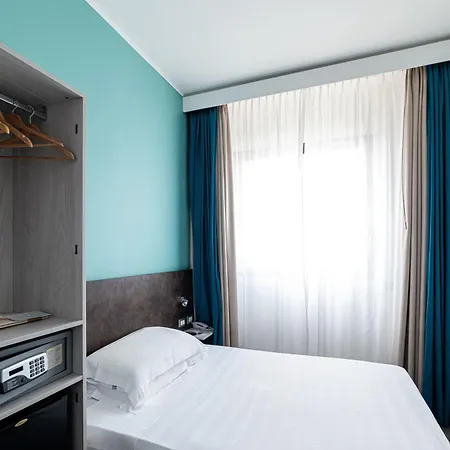 Phi Hotel Milano-2