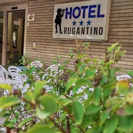 Hotel Rugantino-2