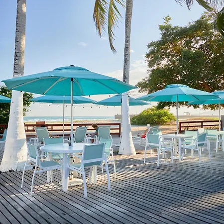 Hotel Isamar Galapagos Beachfront-3