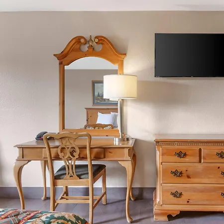 Rodeway Inn Albany-2