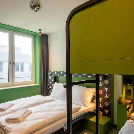 MEININGER Hotel Dresden Zentrum-2